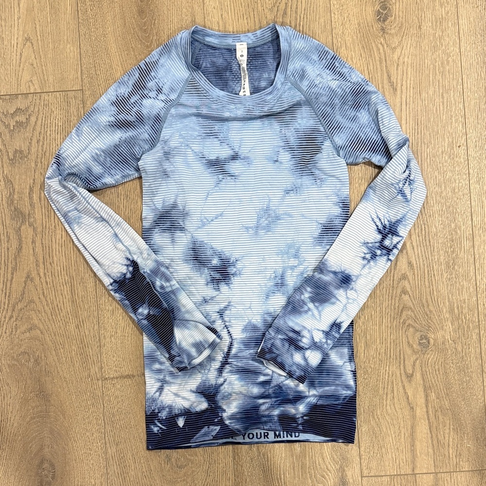 Lululemon long sleeve top